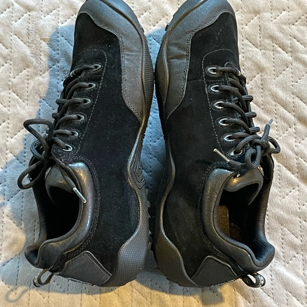 Icebug shoes‎ men’s size 10 pre-owned condition black